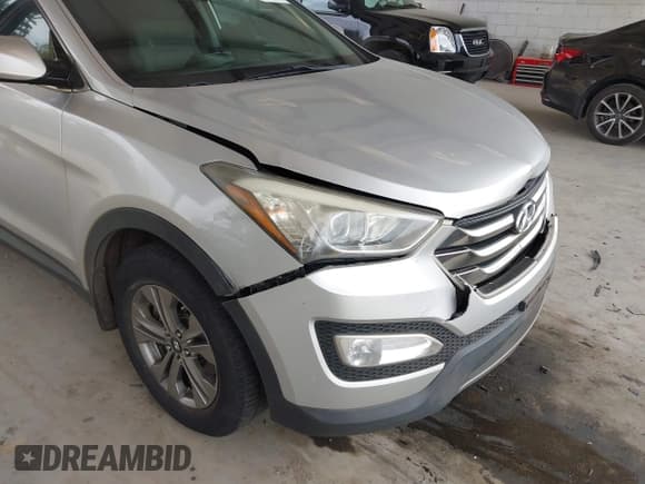 ✅ 2016 Hyundai Santa Fe • VIN: 5XYZU3LB5GG328545 • Лот: 43486503. Опубликован ранее на IAAI с пробегом 147 040 миль. Бесплатный доступ к архиву аукционных продаж из США и подробный отчёт об истории автомобиля на DreamBid. Изображение 6.