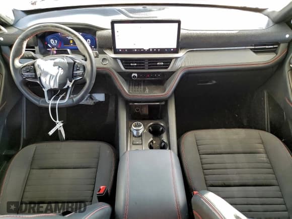 ✅ 2025 Ford Explorer ST-Line • VIN: 1FMUK7KH1SGA66103 • Lot: 93048815. Wystawiony na Copart z przebiegiem 25 543 mil. Bezpłatny archiwum sprzedaży aukcyjnych z USA i szczegółowy raport historii pojazdu na DreamBid. Zdjęcie 8.