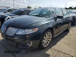 ✅ 2010 Lincoln MKS • VIN: 1LNHL9ER6AG609507 • Лот: 63451145. Опубликован ранее на Copart с пробегом 190 630 миль. Бесплатный доступ к архиву аукционных продаж из США и подробный отчёт об истории автомобиля на DreamBid. Изображение 1.