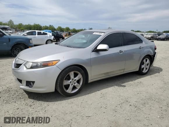 ✅ 2010 Acura TSX • VIN: JH4CU2F68AC043475 • Lot: 52312805. Listed on Copart with 209,958 mi. Free auction sales archive from the USA and detailed vehicle history report at DreamBid. Image 1.