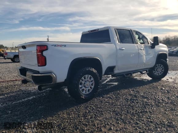 ✅ 2024 Chevrolet Silverado 2500HD • VIN: 2GC1YPEY6R1104854 • Lot: 49789305. Wystawiony na Copart z przebiegiem Nie podano. Bezpłatny archiwum sprzedaży aukcyjnych z USA i szczegółowy raport historii pojazdu na DreamBid. Zdjęcie 3.