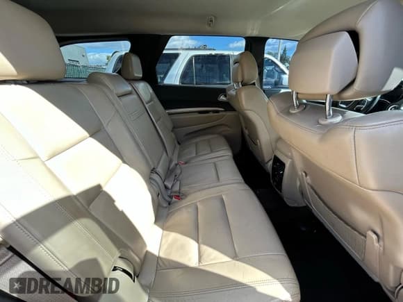 ✅ 2017 Dodge Durango GT • VIN: 1C4RDHDGXHC697608 • Lot: 91934395. Wystawiony na Copart z przebiegiem 153 729 mil. Bezpłatny archiwum sprzedaży aukcyjnych z USA i szczegółowy raport historii pojazdu na DreamBid. Zdjęcie 6.