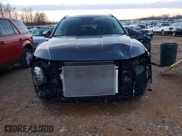 ✅ 2022 Hyundai Tucson SEL • VIN: 5NMJC3AE3NH034450 • Lot: 72825262. Wystawiony na Copart z przebiegiem 8 431 mil. Bezpłatny archiwum sprzedaży aukcyjnych z USA i szczegółowy raport historii pojazdu na DreamBid. Zdjęcie 5.