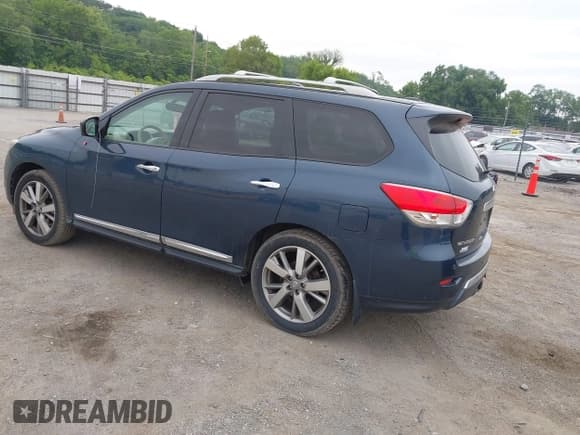 ✅ 2013 Nissan Pathfinder SV • VIN: 5N1AR2MM2DC673343 • Lot: 42502571. Listed on IAAI with 171,426 mi. Free auction sales archive from the USA and detailed vehicle history report at DreamBid. Image 3.