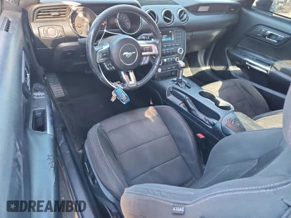 ✅ 2016 Ford Mustang V6 • VIN: 1FA6P8AM5G5270964 • Lot: 85394995. Listed on Copart with 175,151 mi. Free auction sales archive from the USA and detailed vehicle history report at DreamBid. Image 8.