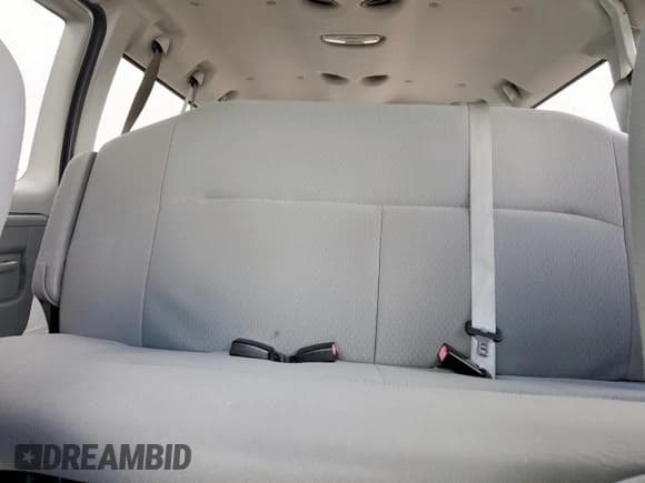 ✅ 2009 Ford Econoline Passenger XL • VIN: 1FBNE31L19DA54208 • Лот: 92701405. Опубликован ранее на Copart с пробегом 127 277 миль. Бесплатный доступ к архиву аукционных продаж из США и подробный отчёт об истории автомобиля на DreamBid. Изображение 10.