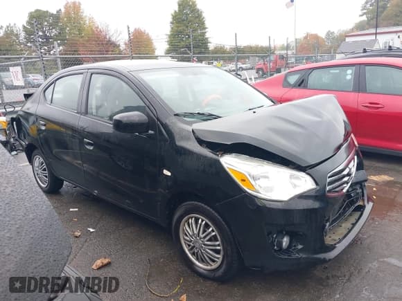 ✅ 2018 Mitsubishi Mirage ES • VIN: ML32F3FJ7JHF03879 • Lot: 43549003. Wystawiony na IAAI z przebiegiem 94 807 mil. Bezpłatny archiwum sprzedaży aukcyjnych z USA i szczegółowy raport historii pojazdu na DreamBid. Zdjęcie 13.
