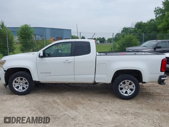 ✅ 2021 Chevrolet Colorado 2WD LT • VIN: 1GCHSCEA8M1205131 • Lot: 42273672. Listed on IAAI with 84,711 mi. Free auction sales archive from the USA and detailed vehicle history report at DreamBid. Image 15.