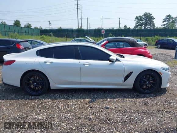 ✅ 2021 BMW 8 Series 840i • VIN: WBAGV4C06MCF96867 • Лот: 42884870. Опубликован ранее на IAAI с пробегом 54 392 миль. Бесплатный доступ к архиву аукционных продаж из США и подробный отчёт об истории автомобиля на DreamBid. Изображение 13.