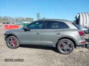 ✅ 2024 Audi Q5 S line Premium Plus • VIN: WA1E2AFY1R2128648 • Lot: 42140811. Wystawiony na IAAI z przebiegiem 1 940 mil. Bezpłatny archiwum sprzedaży aukcyjnych z USA i szczegółowy raport historii pojazdu na DreamBid. Zdjęcie 15.