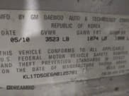 ✅ 2010 Chevrolet Aveo 1LT • VIN: KL1TD5DE6AB125781 • Lot: 41736173. Wystawiony na IAAI z przebiegiem 234 223 mil. Bezpłatny archiwum sprzedaży aukcyjnych z USA i szczegółowy raport historii pojazdu na DreamBid. Zdjęcie 9.