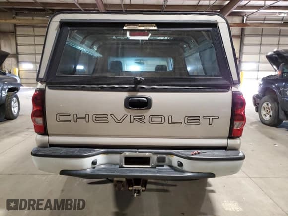 ✅ 2004 Chevrolet Silverado 1500 Z71 • VIN: 1GCEK14T24Z258919 • Lot: 81945085. Listed on Copart with 80,483 mi. Free auction sales archive from the USA and detailed vehicle history report at DreamBid. Image 6.