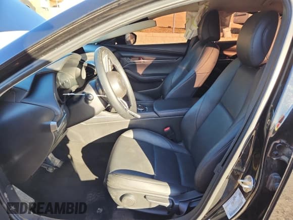 ✅ 2022 Mazda 3 Select • VIN: 3MZBPABL3NM301249 • Lot: 86896785. Listed on Copart with 46,519 mi. Free auction sales archive from the USA and detailed vehicle history report at DreamBid. Image 7.