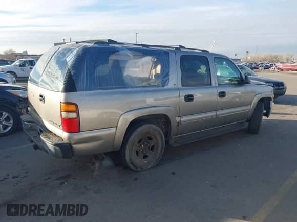 2000 Chevrolet Suburban LT с VIN 3GNFK16T5YG157999, выставлен на аукционе IAAI как лот 41720900 с пробегом 307 085 миль миль и . История ставок и продаж доступна на DreamBid. Изображение 4.