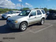 ✅ 2005 Ford Escape XLT • VIN: 1FMYU03155KB92714 • Лот: 43564037. Опубликован ранее на IAAI с пробегом 172 491 миль. Бесплатный доступ к архиву аукционных продаж из США и подробный отчёт об истории автомобиля на DreamBid. Изображение 2.