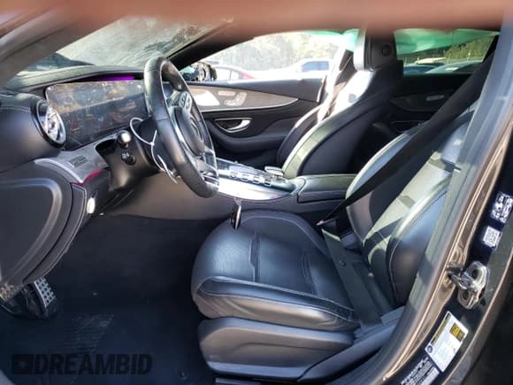 ✅ 2019 Mercedes-Benz AMG GT 53 • VIN: WDD7X6BB5KA004141 • Lot: 77649224. Wystawiony na Copart z przebiegiem 79 069 mil. Bezpłatny archiwum sprzedaży aukcyjnych z USA i szczegółowy raport historii pojazdu na DreamBid. Zdjęcie 7.