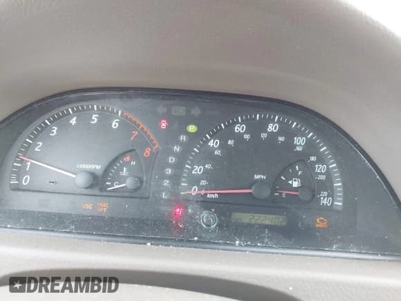 ✅ 2004 Toyota Camry LE • VIN: 4T1BF30K74U080174 • Lot: 43256279. Wystawiony na IAAI z przebiegiem 222 402 mil. Bezpłatny archiwum sprzedaży aukcyjnych z USA i szczegółowy raport historii pojazdu na DreamBid. Zdjęcie 7.