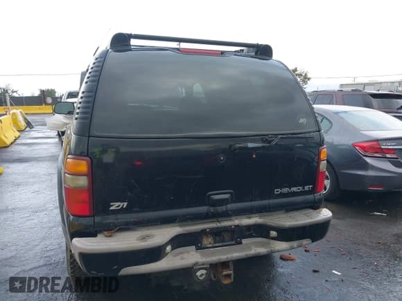 ✅ 2001 Chevrolet Tahoe LS • VIN: 1GNEK13T01R221047 • Lot: 43759773. Listed on IAAI with 158,271 mi. Free auction sales archive from the USA and detailed vehicle history report at DreamBid. Image 6.
