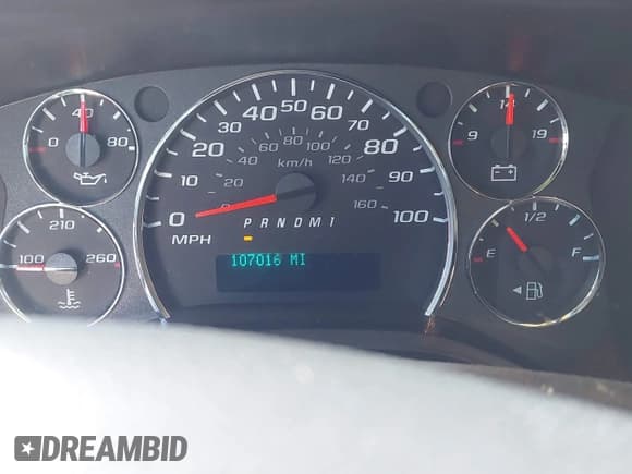 ✅ 2020 Chevrolet Express Cargo • VIN: 1GCWGAFP4L1272310 • Lot: 43807753. Listed on IAAI with 107,016 mi. Free auction sales archive from the USA and detailed vehicle history report at DreamBid. Image 15.