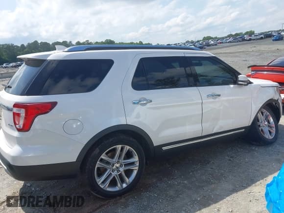 ✅ 2017 Ford Explorer Limited • VIN: 1FM5K8F85HGC99916 • Лот: 42378832. Опубликован ранее на IAAI с пробегом 115 781 миль. Бесплатный доступ к архиву аукционных продаж из США и подробный отчёт об истории автомобиля на DreamBid. Изображение 13.