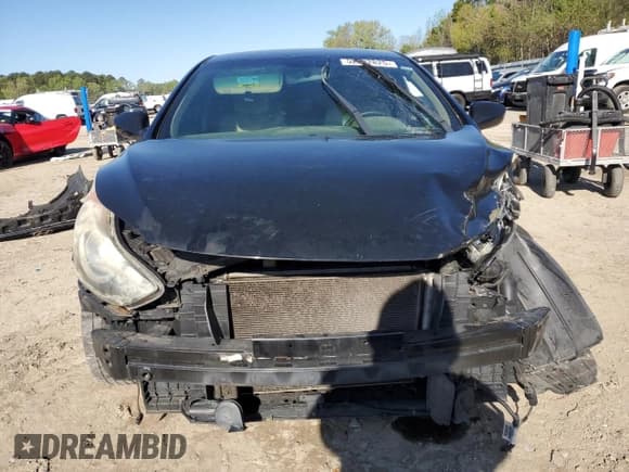 ✅ 2013 Hyundai Elantra GLS • VIN: 5NPDH4AE2DH234757 • Lot: 52202825. Listed on Copart with 203,346 mi. Free auction sales archive from the USA and detailed vehicle history report at DreamBid. Image 5.