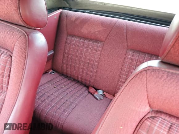 ✅ 1989 Ford Mustang GT • VIN: 1FABP45E7KF178574 • Лот: 53912785. Опубликован ранее на Copart с пробегом 95 375 миль. Бесплатный доступ к архиву аукционных продаж из США и подробный отчёт об истории автомобиля на DreamBid. Изображение 10.