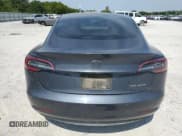 ✅ 2022 Tesla Model 3 Long Range • VIN: 5YJ3E1EB4NF261638 • Lot: 80308835. Wystawiony na Copart z przebiegiem 78 724 mil. Bezpłatny archiwum sprzedaży aukcyjnych z USA i szczegółowy raport historii pojazdu na DreamBid. Zdjęcie 6.