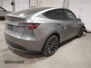 ✅ 2024 Tesla Model Y Performance • VIN: 7SAYGDEF1RF153247 • Lot: 42146823. Wystawiony na IAAI z przebiegiem 8 304 mil. Bezpłatny archiwum sprzedaży aukcyjnych z USA i szczegółowy raport historii pojazdu na DreamBid. Zdjęcie 4.