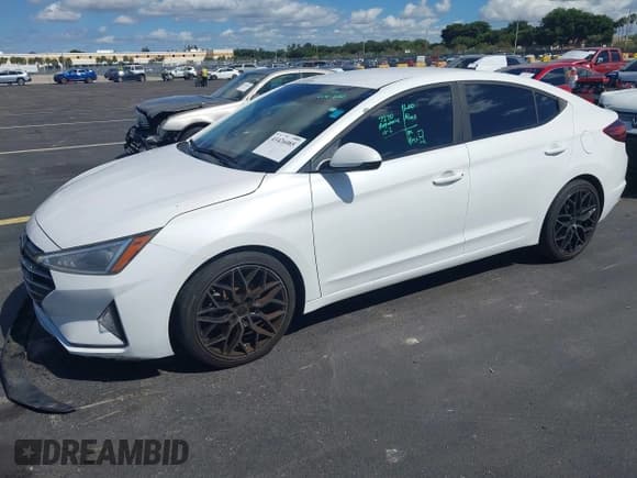 ✅ 2019 Hyundai Elantra SE • VIN: 5NPD74LF9KH486818 • Lot: 43426085. Listed on IAAI with 66,577 mi. Free auction sales archive from the USA and detailed vehicle history report at DreamBid. Image 17.