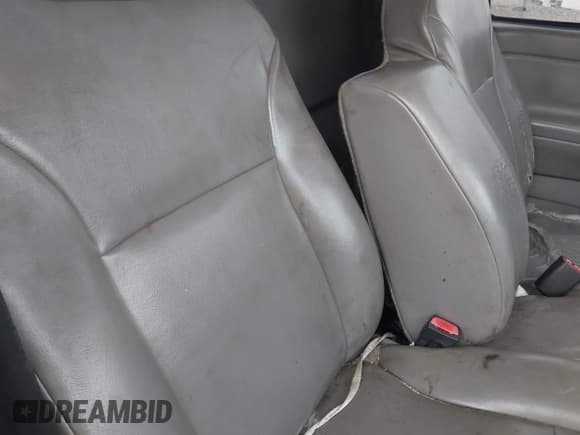 ✅ 2006 Chevrolet Colorado Work Truck • VIN: 1GCCS148668235610 • Лот: 42824075. Опубликован ранее на IAAI с пробегом 330 383 миль. Бесплатный доступ к архиву аукционных продаж из США и подробный отчёт об истории автомобиля на DreamBid. Изображение 8.