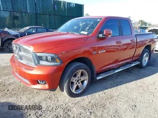 ✅ 2009 Dodge 1500 SLT • VIN: 1D3HV18T39S731832 • Lot: 42039890. Wystawiony na IAAI z przebiegiem 176 812 mil. Bezpłatny archiwum sprzedaży aukcyjnych z USA i szczegółowy raport historii pojazdu na DreamBid. Zdjęcie 2.