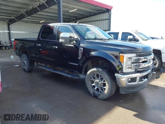 ✅ 2019 Ford F-250 XLT • VIN: 1FT7W2BT5KEC74218 • Лот: 43559242. Опубликован ранее на IAAI с пробегом 92 232 миль. Бесплатный доступ к архиву аукционных продаж из США и подробный отчёт об истории автомобиля на DreamBid. Изображение 1.
