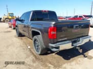 ✅ 2015 GMC Sierra 1500 SLT • VIN: 3GTU2VEC6FG493506 • Lot: 43310229. Wystawiony na IAAI z przebiegiem 142 072 mil. Bezpłatny archiwum sprzedaży aukcyjnych z USA i szczegółowy raport historii pojazdu na DreamBid. Zdjęcie 3.