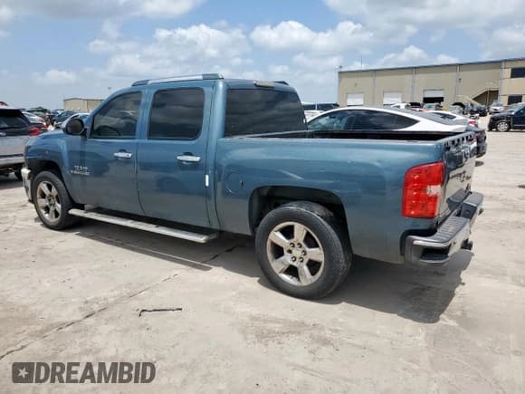 ✅ 2007 Chevrolet Silverado 1500 LS • VIN: 2GCEC13CX71709042 • Lot: 63655265. Listed on Copart with 225,655 mi. Free auction sales archive from the USA and detailed vehicle history report at DreamBid. Image 2.