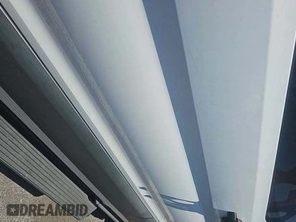 ✅ 2017 Ford Transit • VIN: 1FTYE1YM3HKA82551 • Lot: 42295697. Wystawiony na IAAI z przebiegiem 128 073 mil. Bezpłatny archiwum sprzedaży aukcyjnych z USA i szczegółowy raport historii pojazdu na DreamBid. Zdjęcie 1.