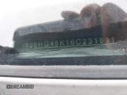 ✅ 2006 Jeep Commander • VIN: 1J8HG48K16C231811 • Лот: 42811376. Опубликован ранее на IAAI с пробегом 248 995 миль. Бесплатный доступ к архиву аукционных продаж из США и подробный отчёт об истории автомобиля на DreamBid. Изображение 9.