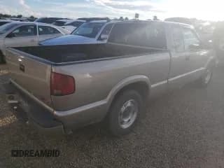 ✅ 2000 GMC Sonoma SLS • VIN: 1GTCS19W3Y8158978 • Lot: 74180564. Listed on Copart with Not provided. Free auction sales archive from the USA and detailed vehicle history report at DreamBid. Image 3.