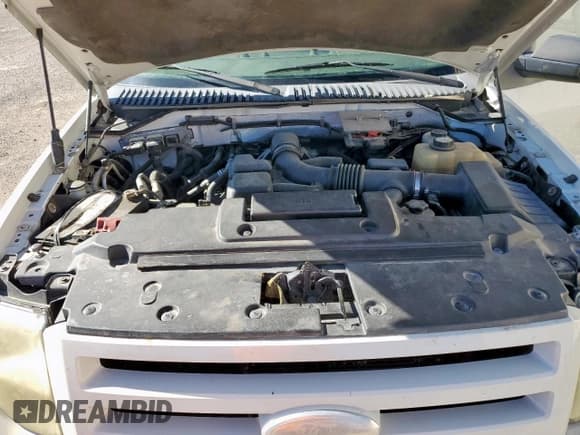 ✅ 2008 Ford Expedition SSV • VIN: 1FMFU16578LA58202 • Lot: 90711345. Listed on Copart with 121,648 mi. Free auction sales archive from the USA and detailed vehicle history report at DreamBid. Image 12.