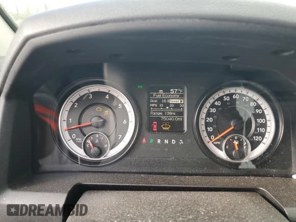 ✅ 2015 Ram 1500 Express • VIN: 1C6RR7FT4FS618983 • Lot: 90458985. Wystawiony na Copart z przebiegiem 75 040 mil. Bezpłatny archiwum sprzedaży aukcyjnych z USA i szczegółowy raport historii pojazdu na DreamBid. Zdjęcie 9.