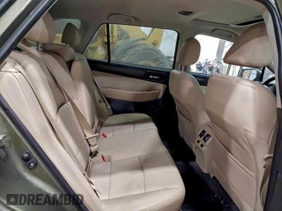 ✅ 2015 Subaru Outback Limited • VIN: 4S4BSANC0F3310969 • Lot: 93944525. Listed on Copart with 201,694 mi. Free auction sales archive from the USA and detailed vehicle history report at DreamBid. Image 11.