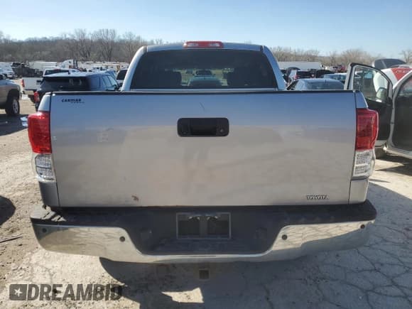 ✅ 2008 Toyota Tundra Limited • VIN: 5TFDV58178X043931 • Lot: 48803375. Listed on Copart with 172,668 mi. Free auction sales archive from the USA and detailed vehicle history report at DreamBid. Image 6.