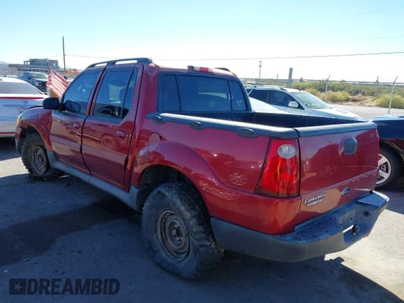 ✅ 2004 Ford Explorer Sport Trac XLS • VIN: 1FMZU67K94UB75010 • Lot: 43548803. Wystawiony na IAAI z przebiegiem 161 036 mil. Bezpłatny archiwum sprzedaży aukcyjnych z USA i szczegółowy raport historii pojazdu na DreamBid. Zdjęcie 3.