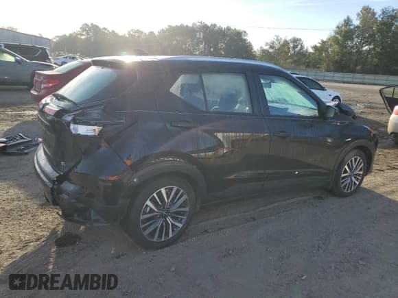 ✅ 2024 Nissan Kicks SV • VIN: 3N1CP5CV9RL554623 • Lot: 89577775. Wystawiony na Copart z przebiegiem 11 777 mil. Bezpłatny archiwum sprzedaży aukcyjnych z USA i szczegółowy raport historii pojazdu na DreamBid. Zdjęcie 3.