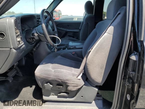 ✅ 2002 Chevrolet Silverado 2500HD LS • VIN: 1GCHK29172E146390 • Лот: 77491664. Опубликован ранее на Copart с пробегом Не указан. Бесплатный доступ к архиву аукционных продаж из США и подробный отчёт об истории автомобиля на DreamBid. Изображение 7.