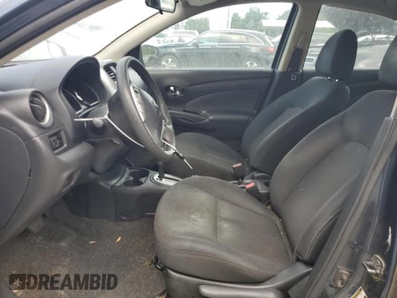 ✅ 2015 Nissan Versa SV • VIN: 3N1CN7AP5FL921373 • Lot: 58511895. Listed on Copart with 174,313 mi. Free auction sales archive from the USA and detailed vehicle history report at DreamBid. Image 7.