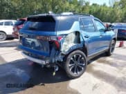 ✅ 2025 Chevrolet Equinox AWD RS • VIN: 3GNAXTEG2SL274921 • Lot: 43333316. Wystawiony na IAAI z przebiegiem 5 788 mil. Bezpłatny archiwum sprzedaży aukcyjnych z USA i szczegółowy raport historii pojazdu na DreamBid. Zdjęcie 4.