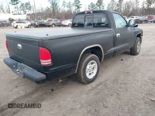 ✅ 2000 Dodge Dakota • VIN: 1B7FL26X8YS606213 • Lot: 41371391. Wystawiony na IAAI z przebiegiem 147 911 mil. Bezpłatny archiwum sprzedaży aukcyjnych z USA i szczegółowy raport historii pojazdu na DreamBid. Zdjęcie 4.