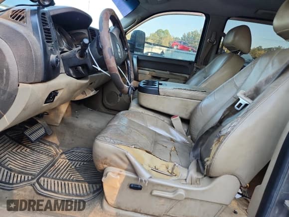 ✅ 2014 Chevrolet Silverado 2500HD LT • VIN: 1GC1KXC87EF148918 • Lot: 86269395. Listed on Copart with 389,188 mi. Free auction sales archive from the USA and detailed vehicle history report at DreamBid. Image 7.