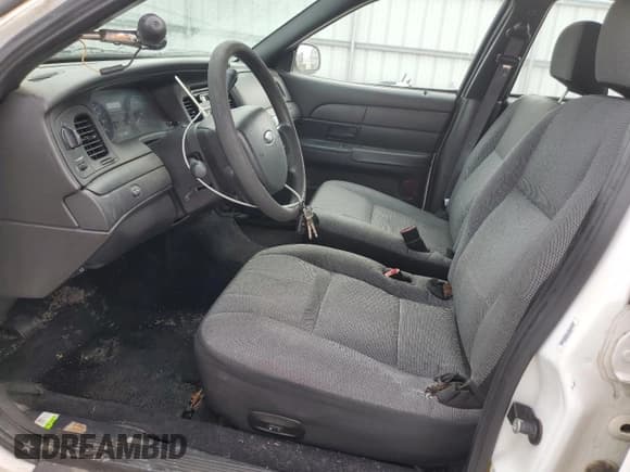 ✅ 2009 Ford Police Interceptor • VIN: 2FAHP71V69X134680 • Lot: 87034125. Listed on Copart with Not provided. Free auction sales archive from the USA and detailed vehicle history report at DreamBid. Image 7.