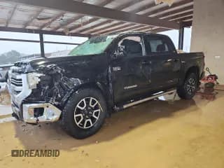 ✅ 2017 Toyota Tundra SR5 • VIN: 5TFDW5F14HX674362 • Lot: 71509875. Wystawiony na Copart z przebiegiem 200 222 mil. Bezpłatny archiwum sprzedaży aukcyjnych z USA i szczegółowy raport historii pojazdu na DreamBid. Zdjęcie 1.
